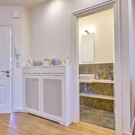 Christina's House Апартаменты