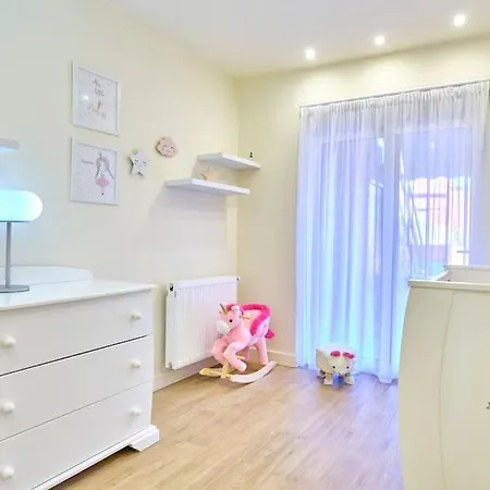 Апартаменты Christina's House *